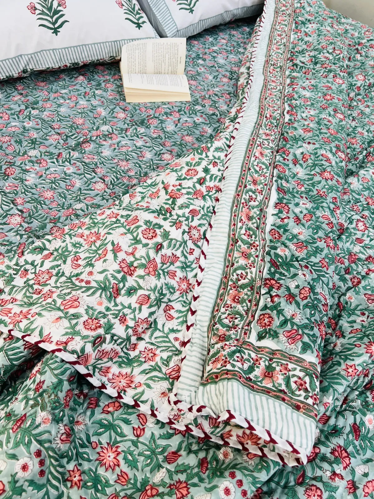 botanical handblock bedding set india
floral jaipuri quilt online