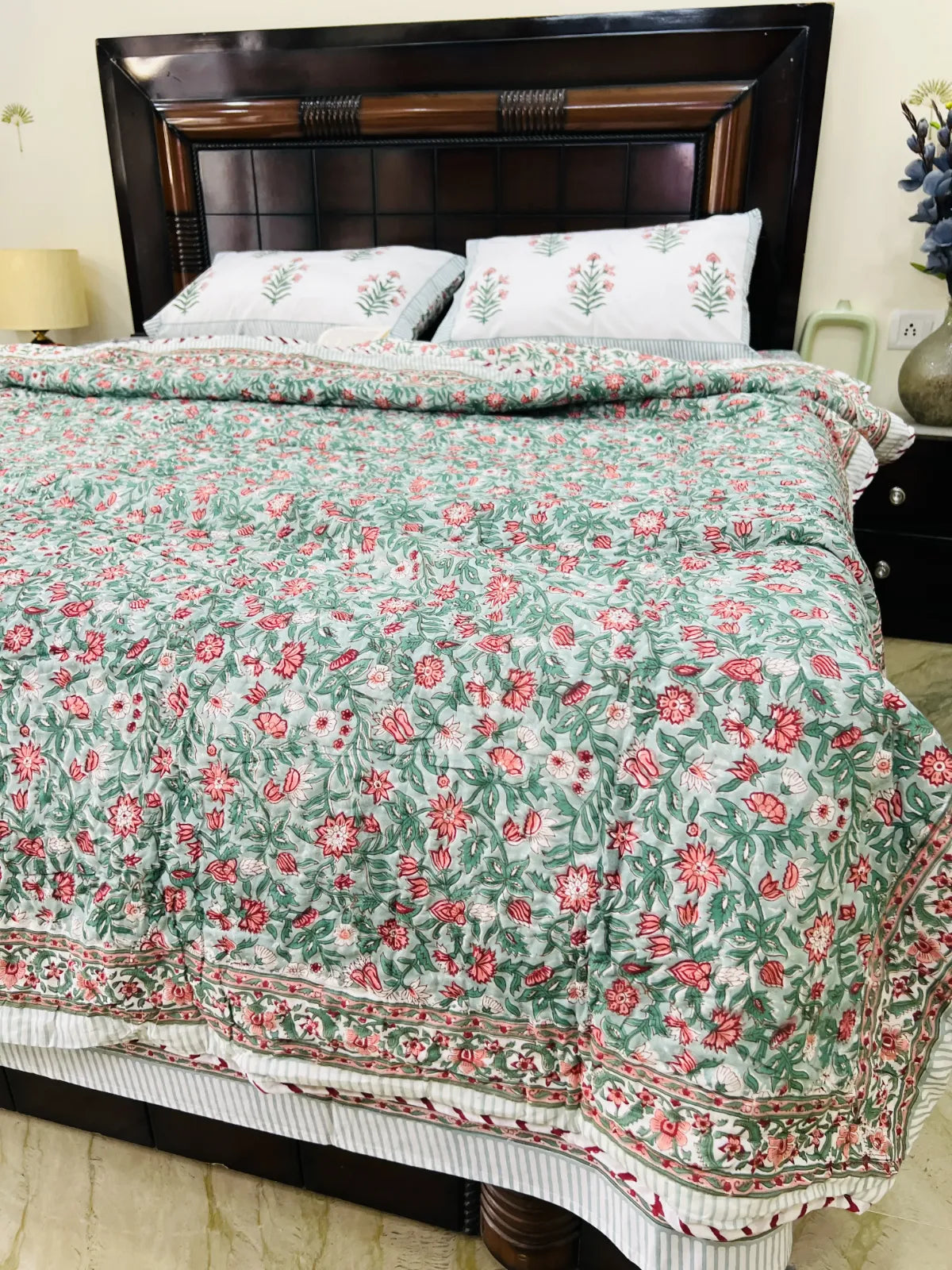 botanical handblock bedding set india
floral jaipuri quilt online