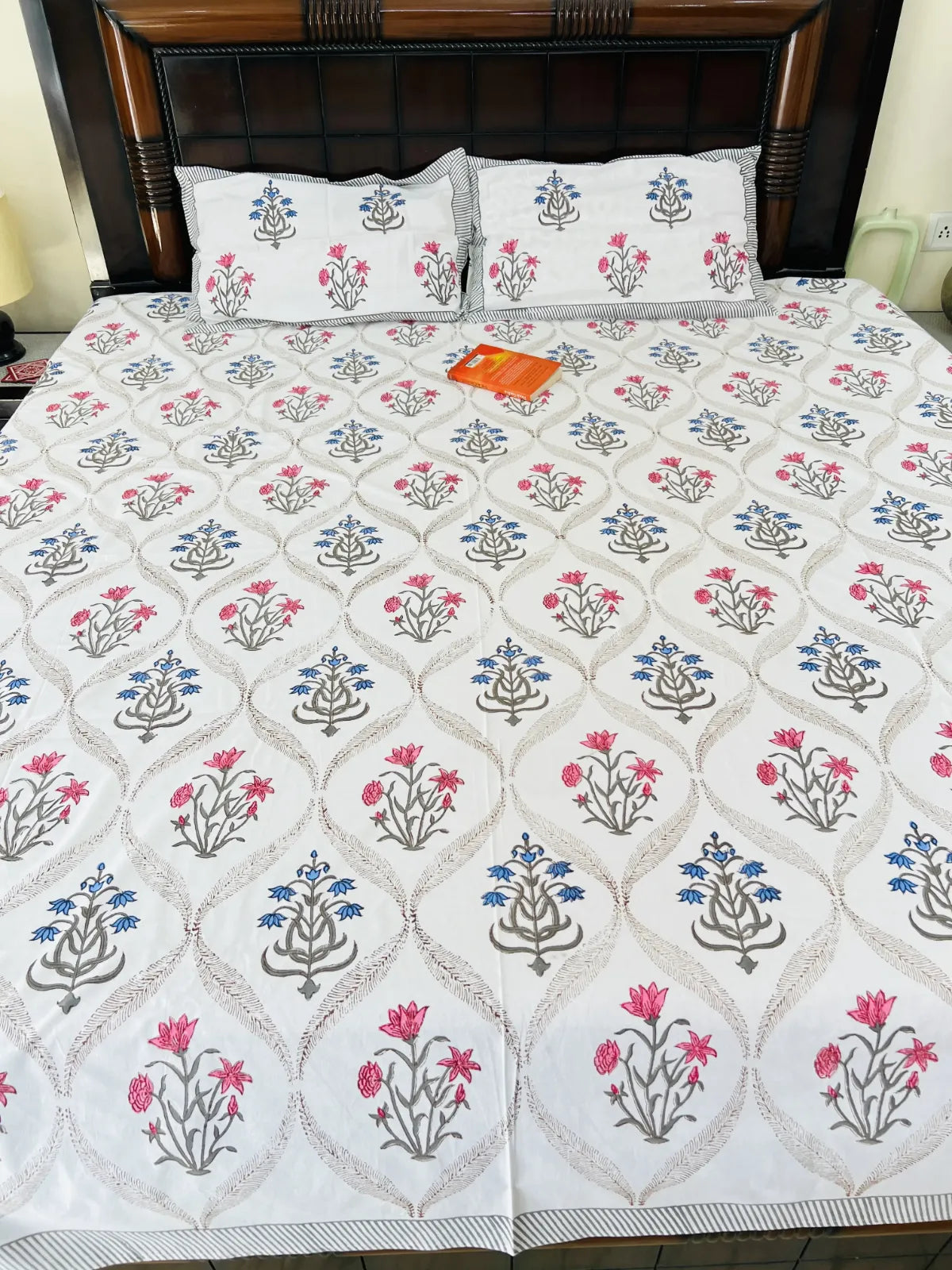 modern traditional cotton bedsheet India handblock