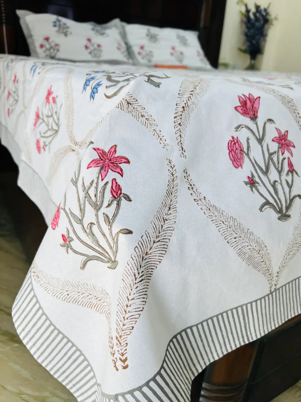 dual color floral cotton bedsheet jaal pattern Jaipur