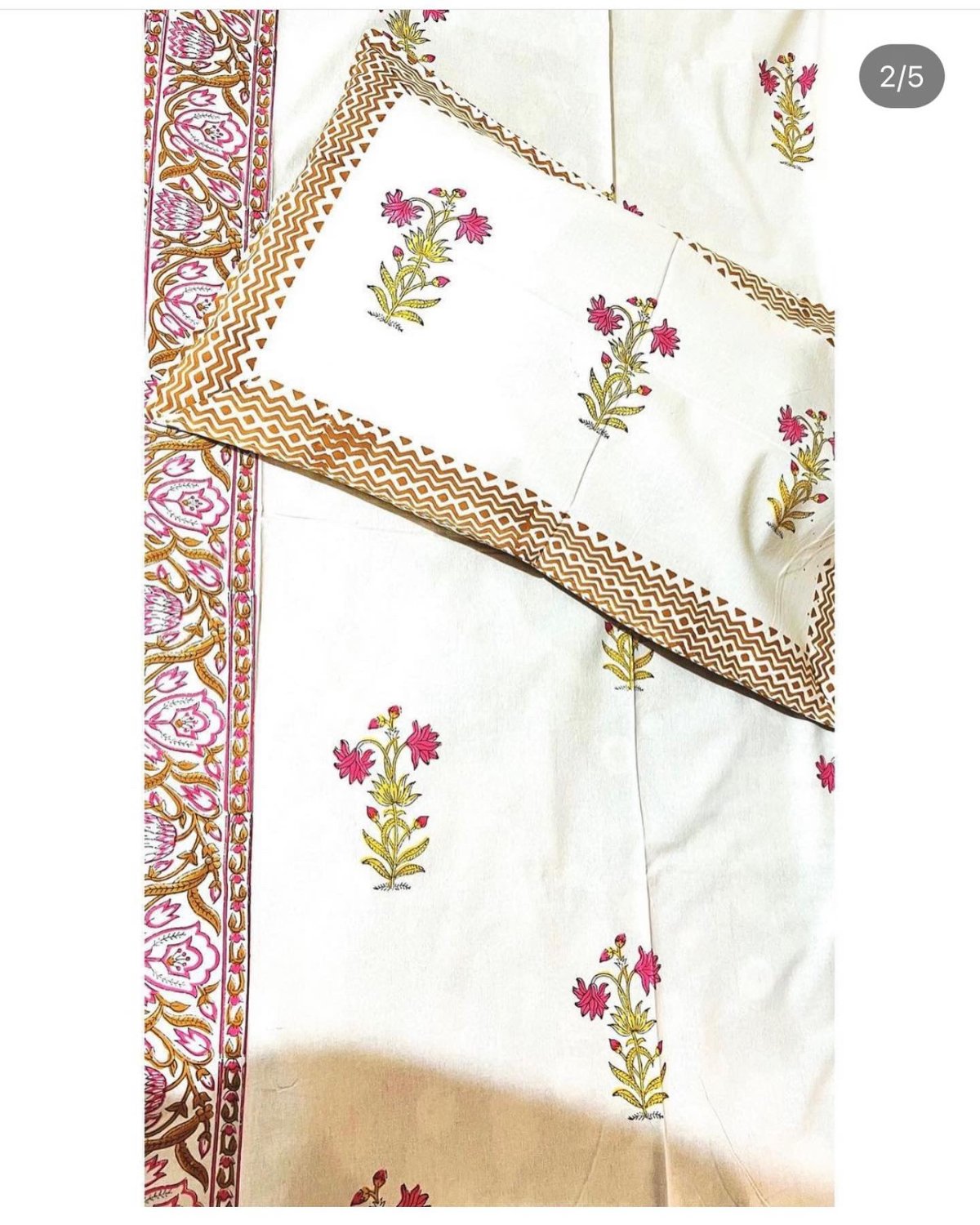 Pink Motif Single Bedsheet Set