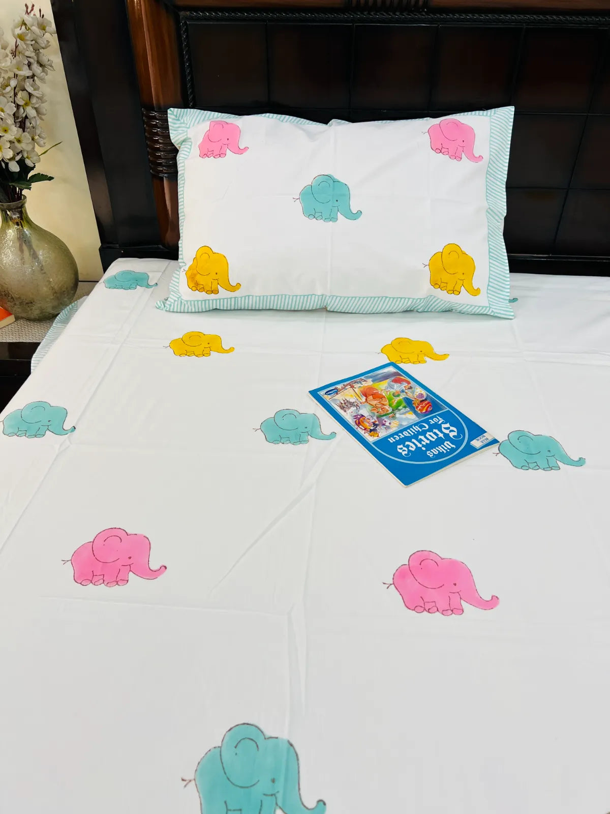 Colorful elephant design cotton bedsheet for single bed