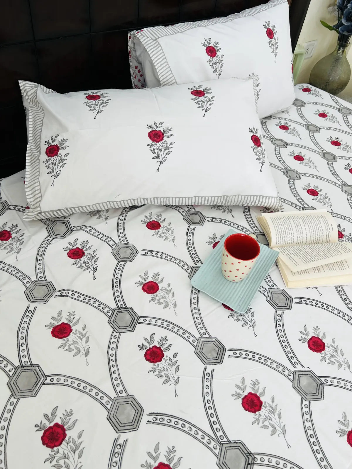 luxury cotton bedsheet red rose print Jaipur