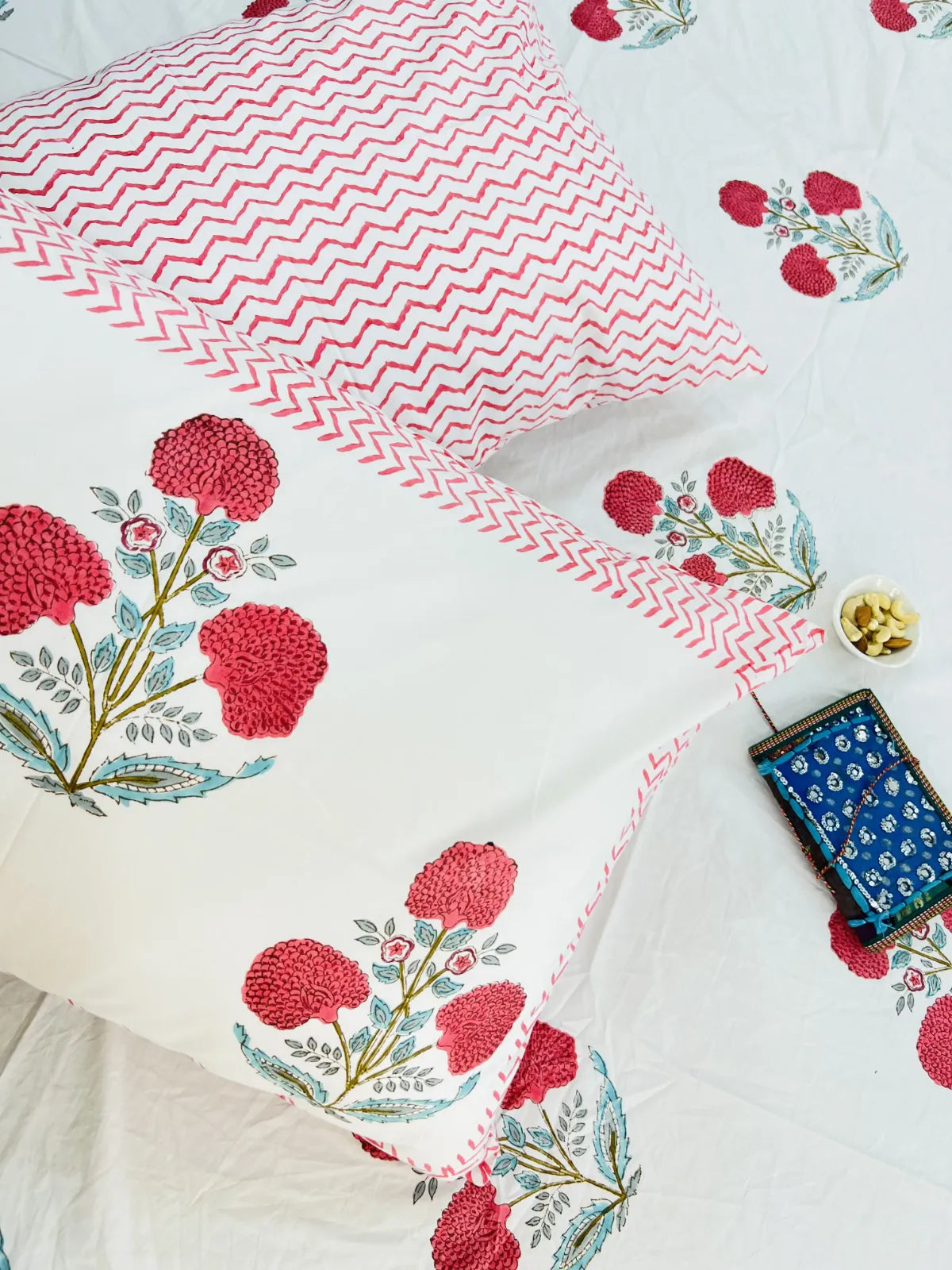 Pink floral handblock printed cotton bedsheet set with pillow covers – pure cotton Jaipur bedding