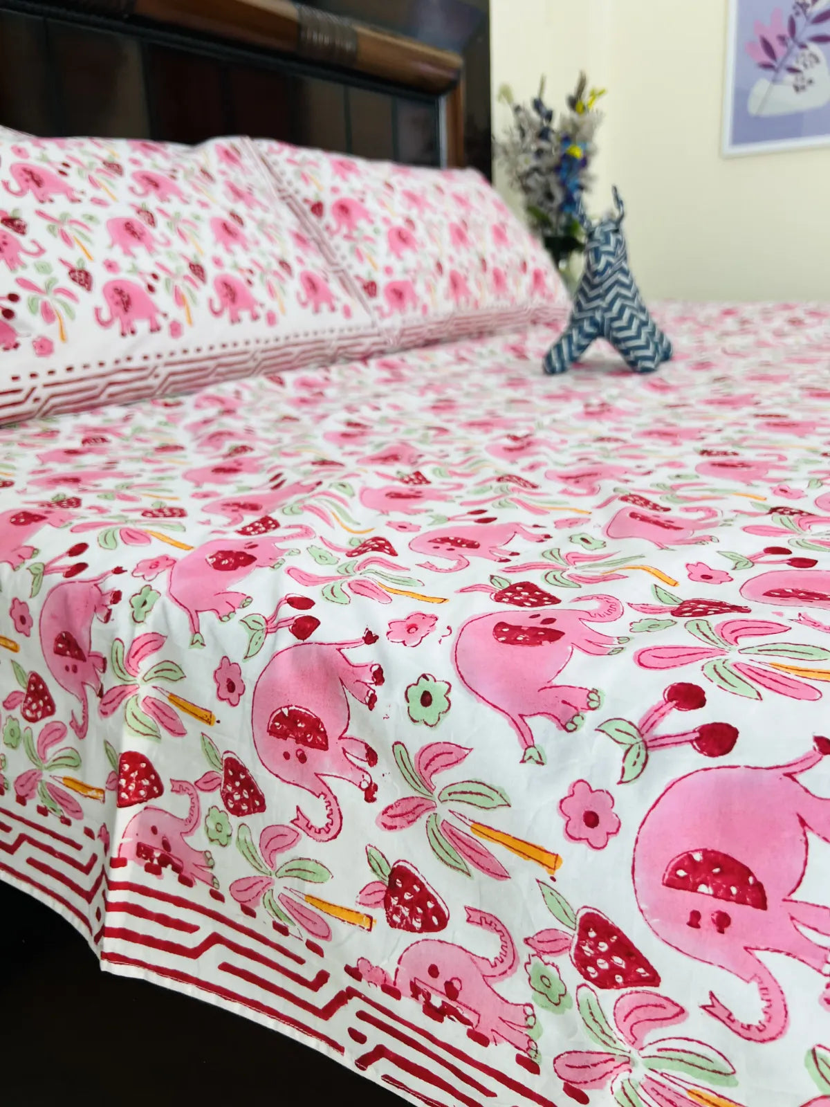 Elephant print cotton bedsheet pink handblock Jaipur