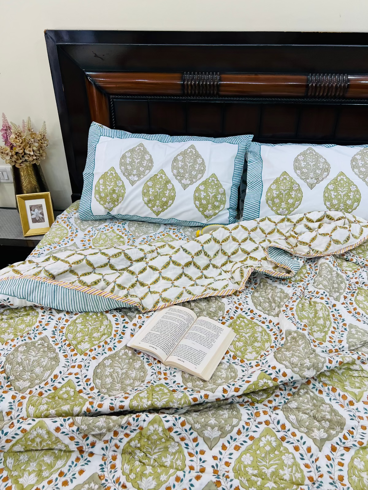 Raag Riti Muslin Cotton Quilt