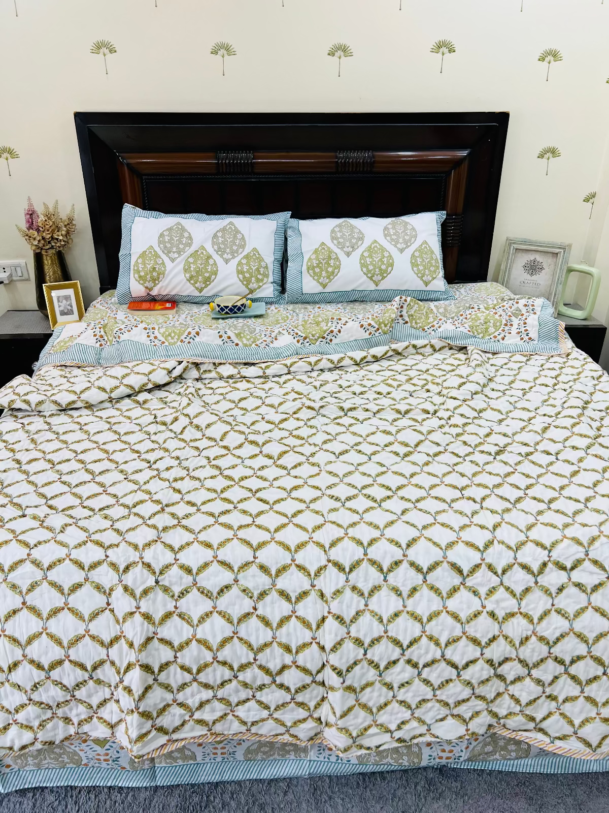 Raag Riti Quilt Bedding Set