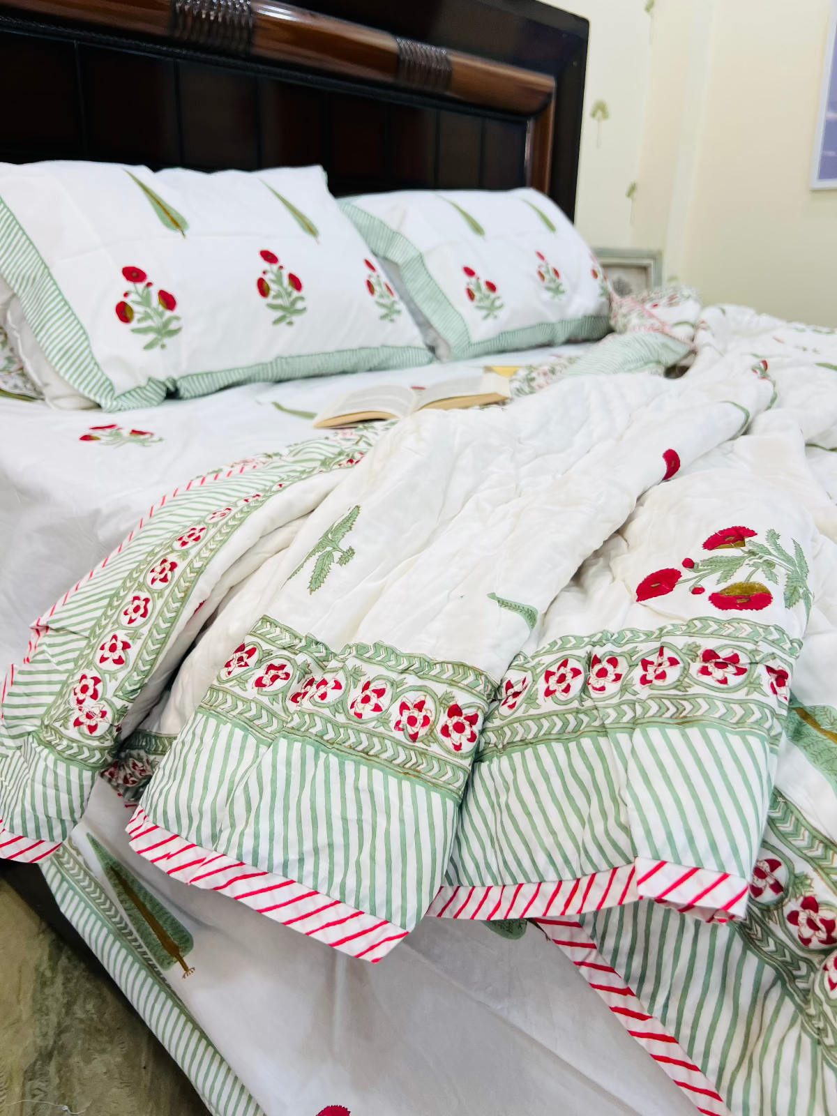 Meera Quilt Bedding Set