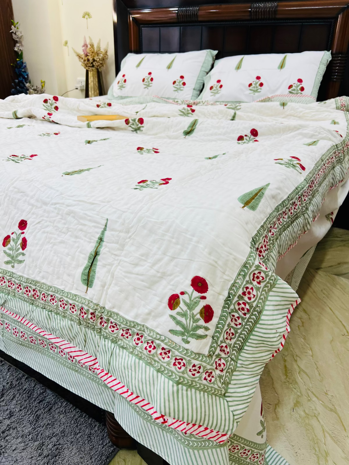 Meera Quilt Bedding Set