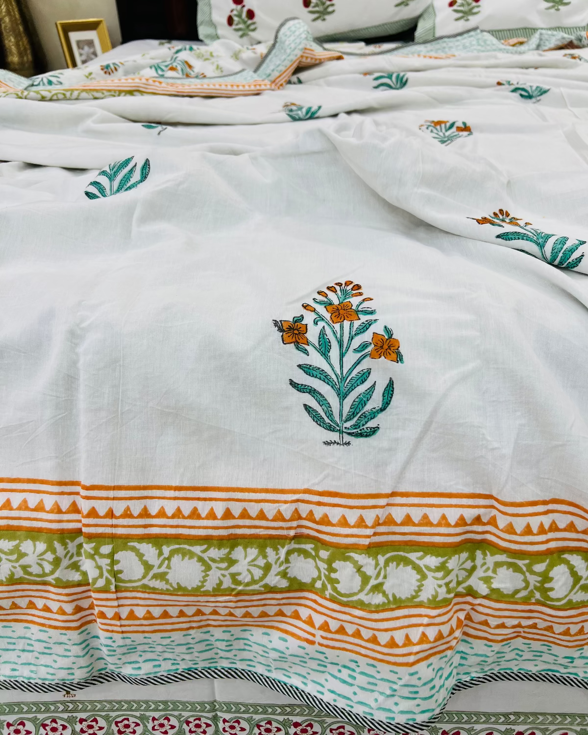 Kesari Buta Cotton Muslin Dohar