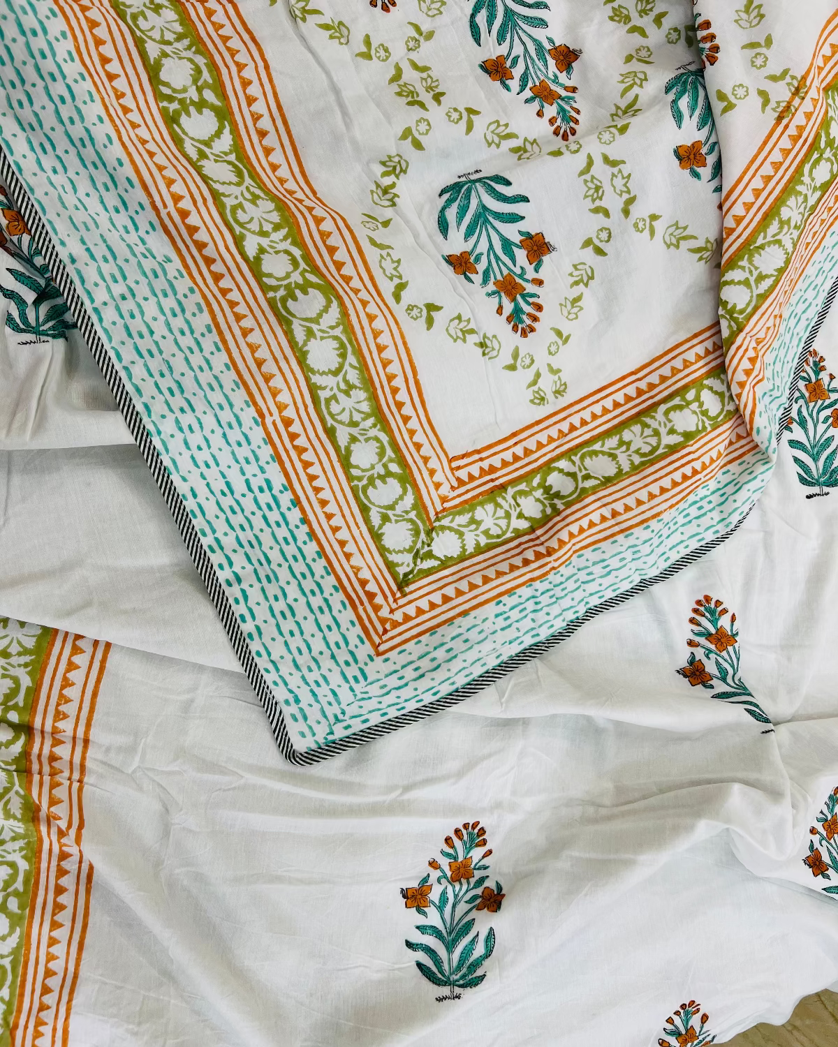 Kesari Buta Cotton Muslin Dohar