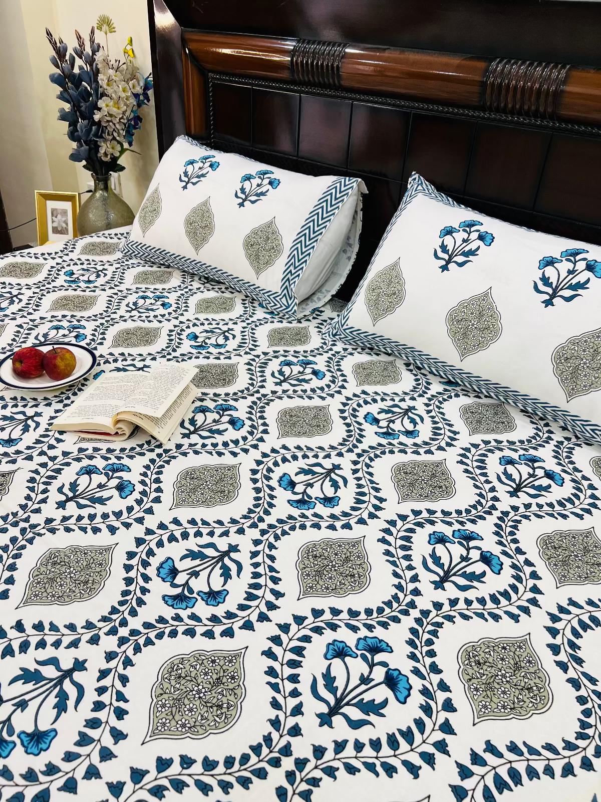 Moon Loom Cotton Bedsheet Set - Queen