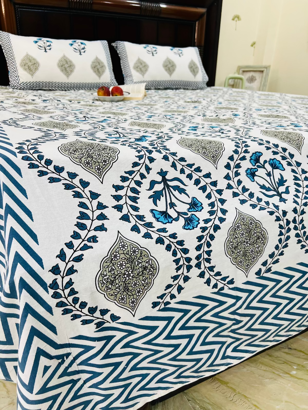 Moon Loom Cotton Bedsheet Set - Queen