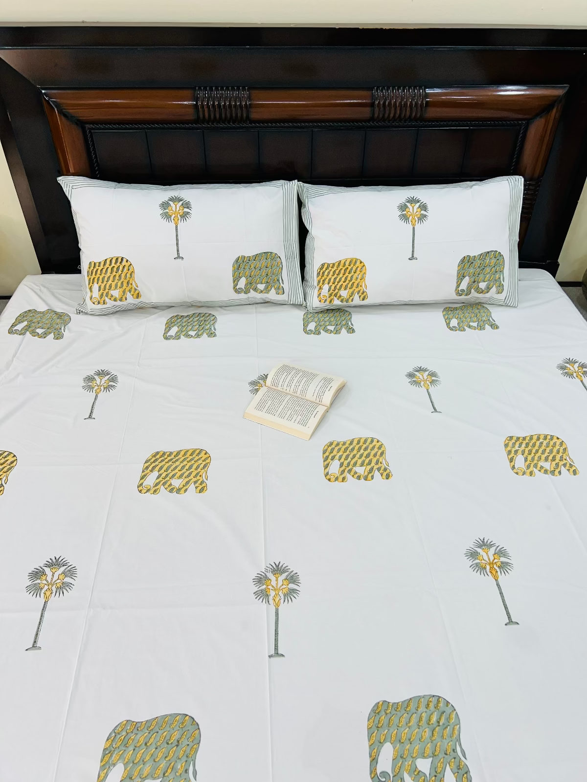 Matanga Cotton Bedsheet Set