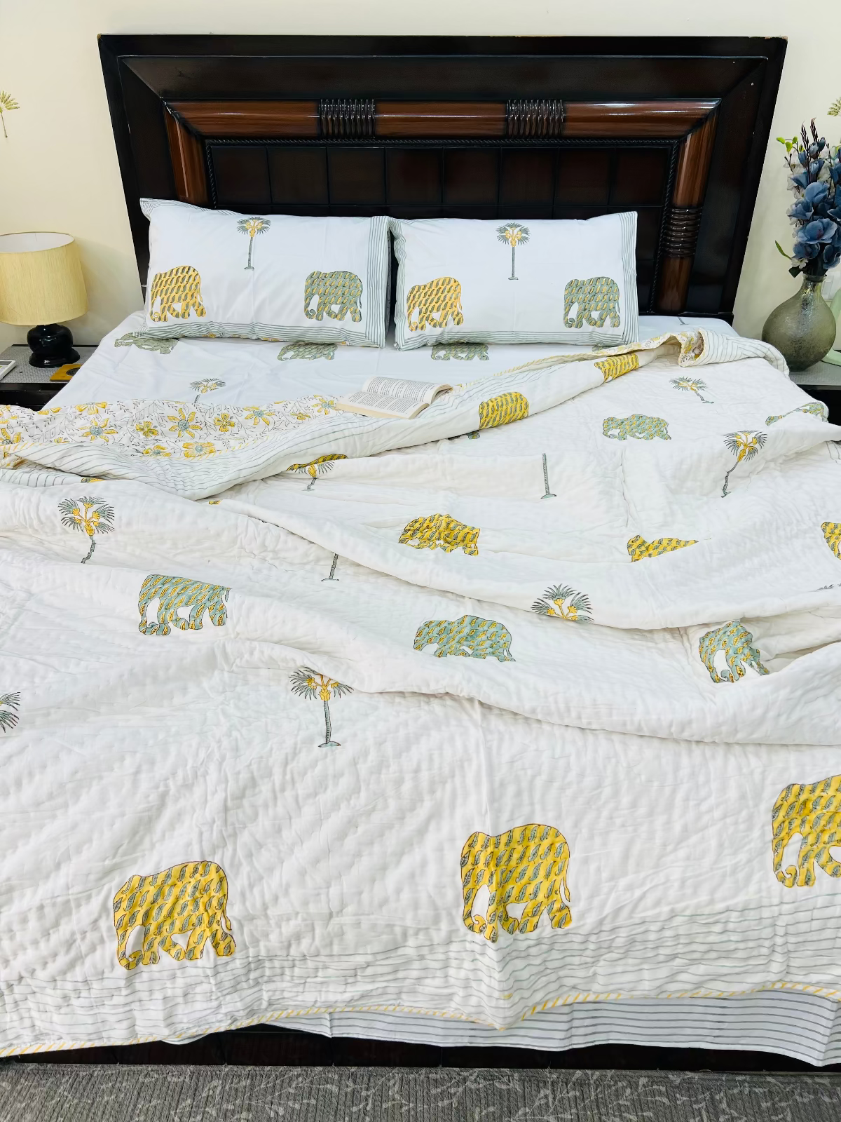 Matanga Muslin Cotton Quilt