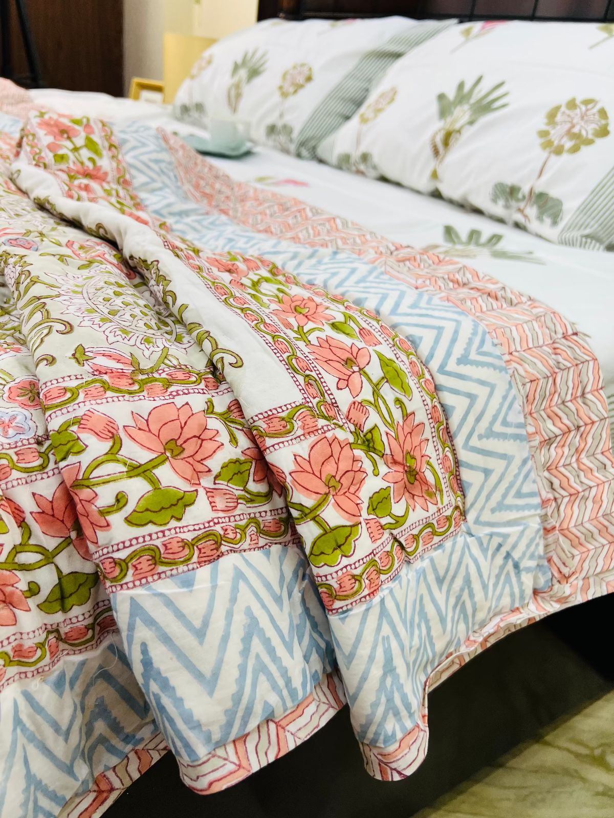 Vanita Muslin Cotton Quilt