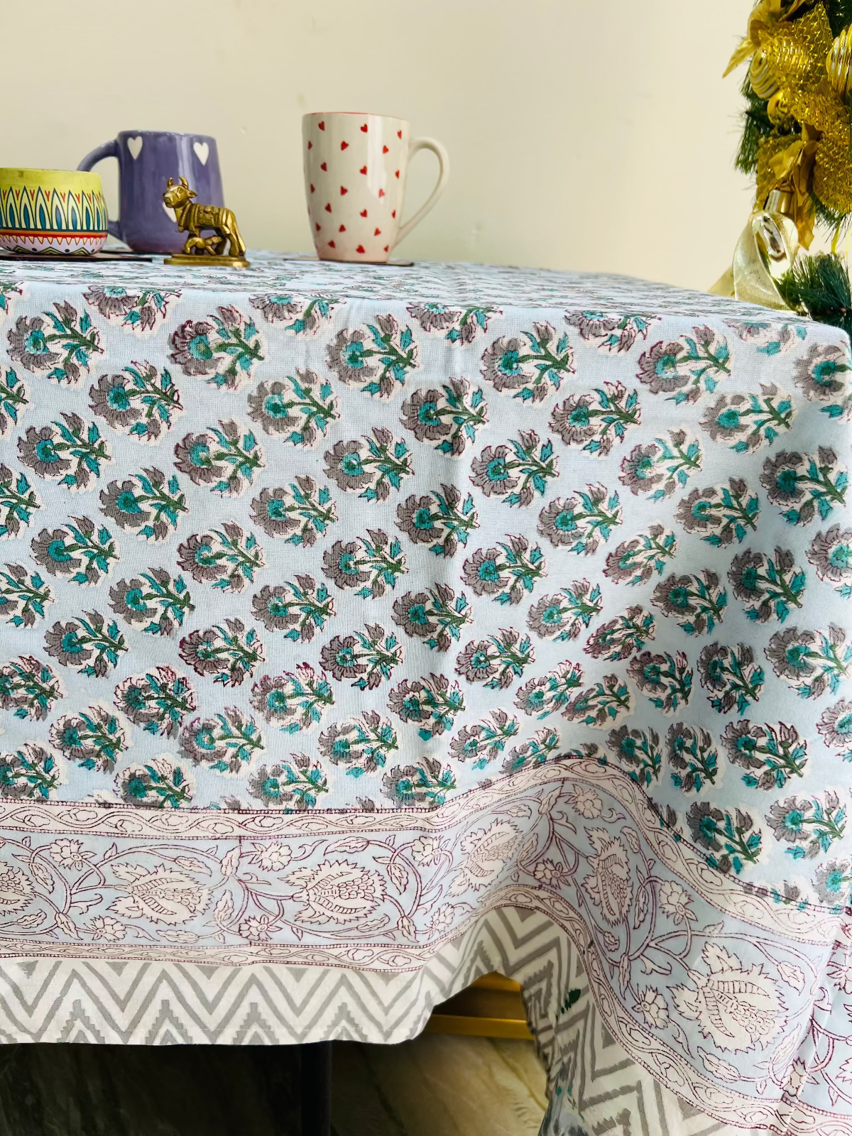 Maris Table Cover - 6 Seater