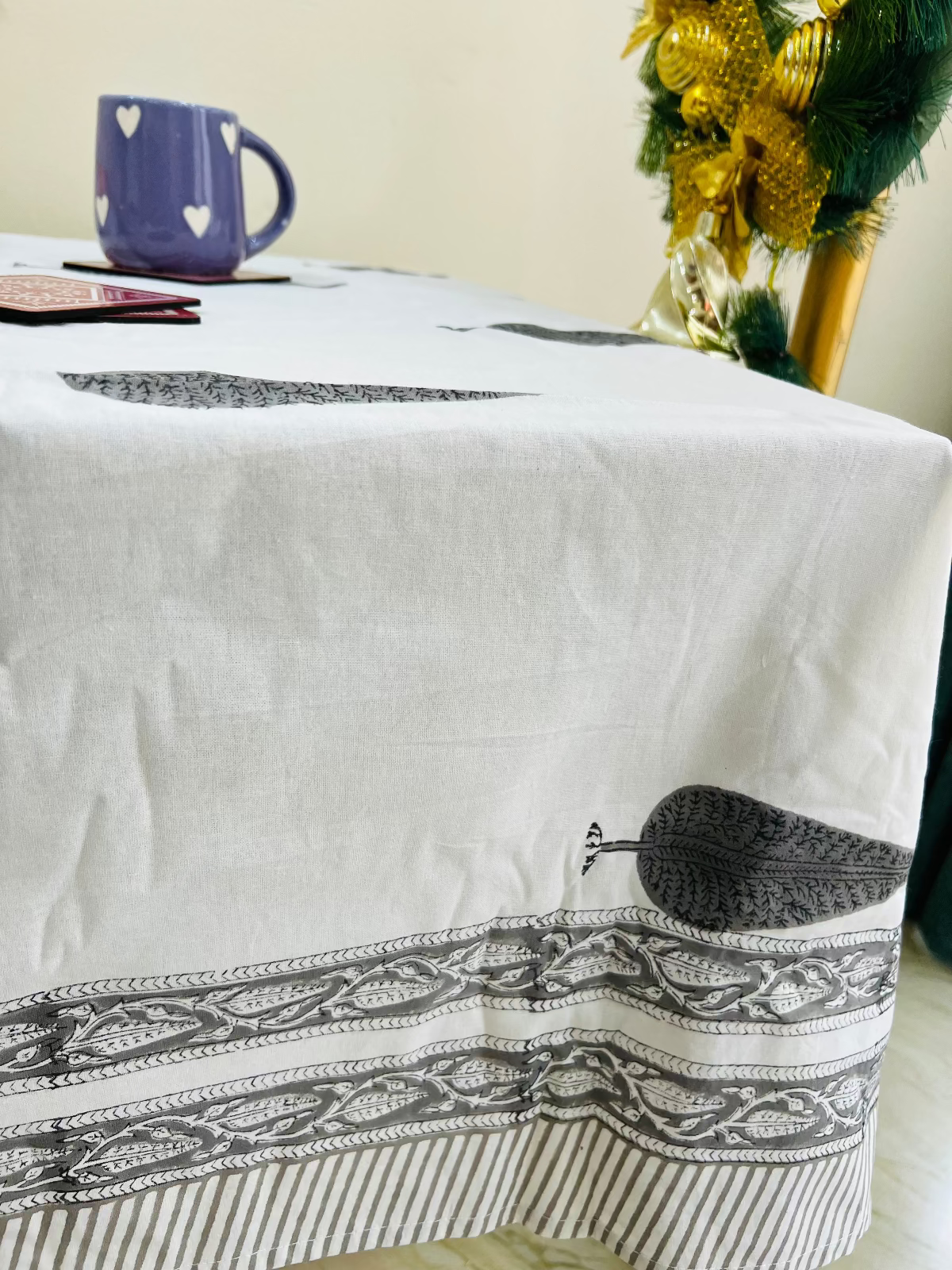 Velora Table Cover - 6 Seater