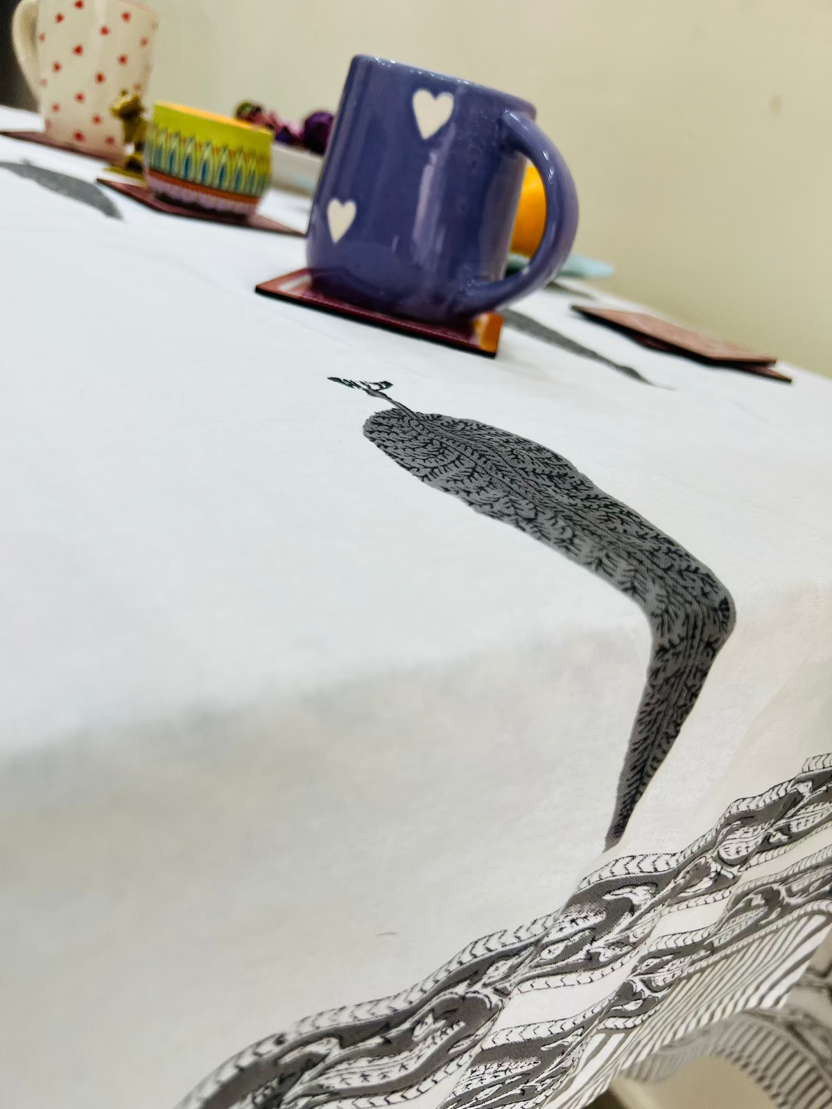 Velora Table Cover - 6 Seater