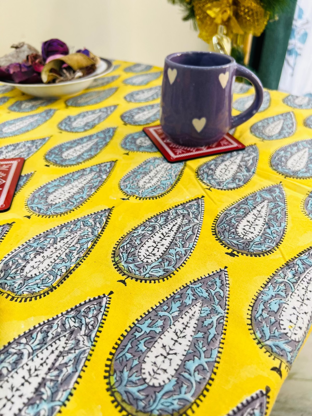 Miste Table Cover - 6 Seater