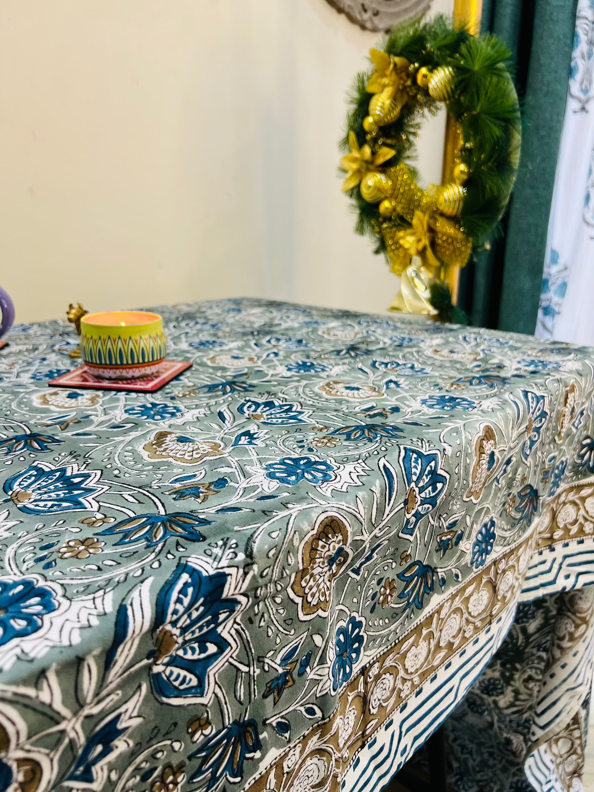 Glacia Table Cover - 8 Seater