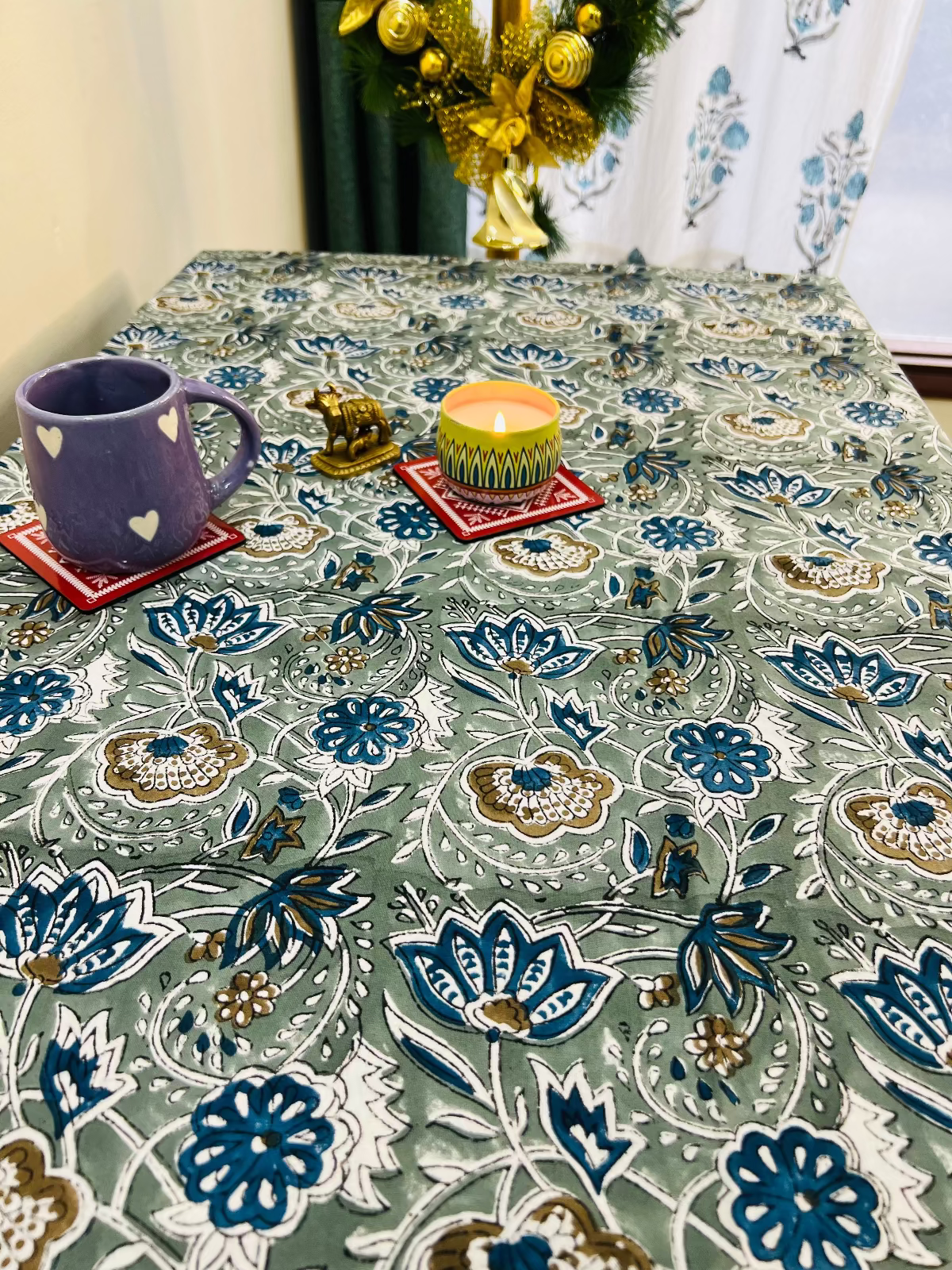 Glacia Table Cover - 8 Seater