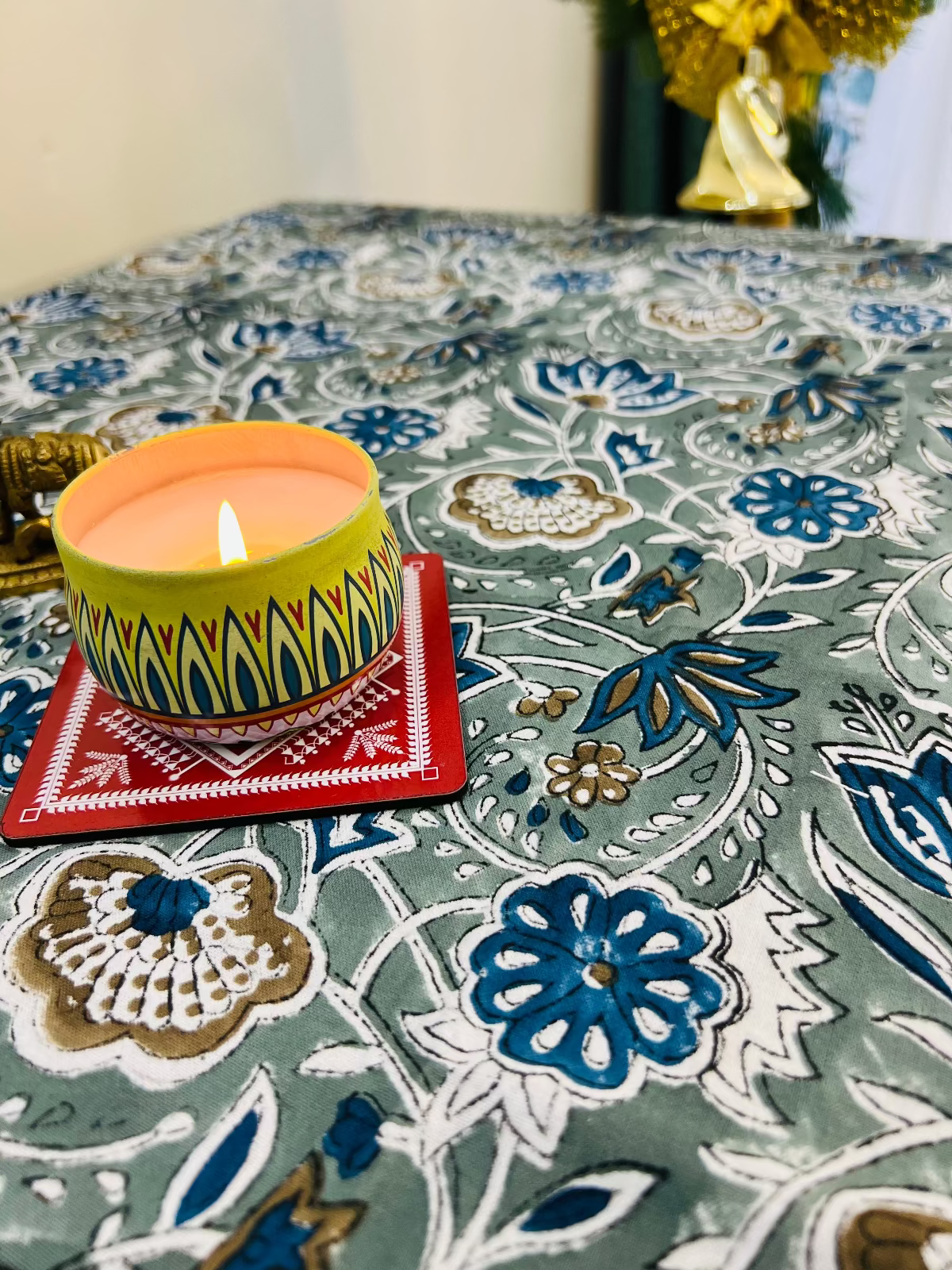 Glacia Table Cover - 8 Seater