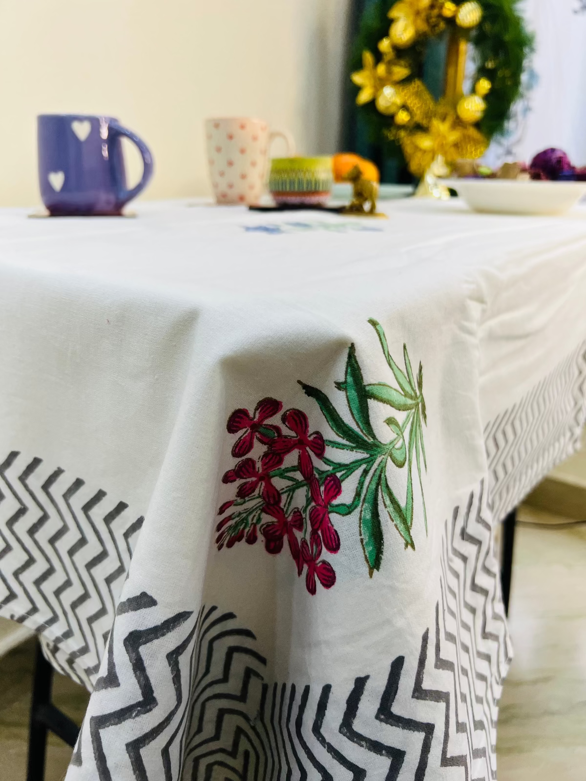 Frosta Table Cover - 8 Seater