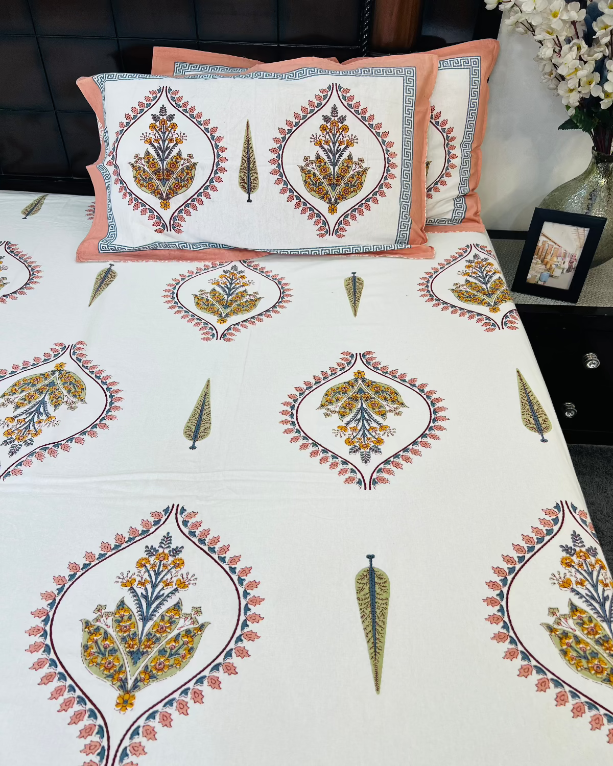 Kesar Kunj Cotton Bedsheet Set - King