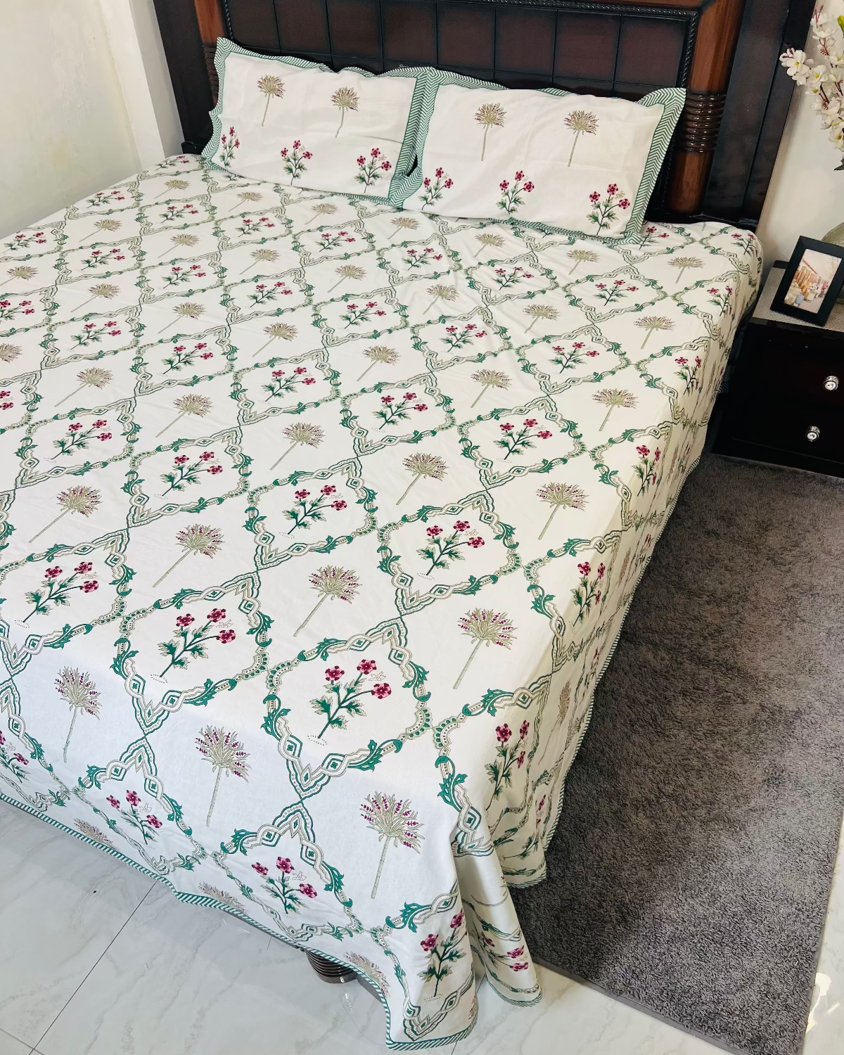 Barfi Cotton Bedsheet Set - Queen