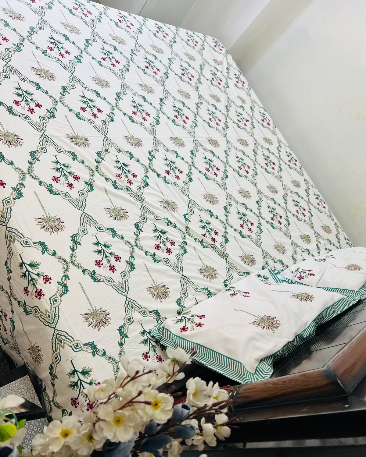 Barfi Cotton Bedsheet Set - Queen