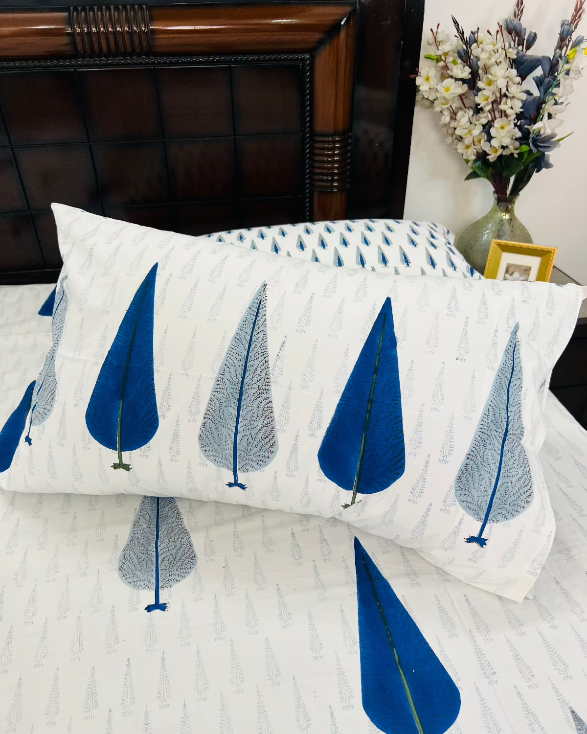 Amber Cotton Bedsheet Set