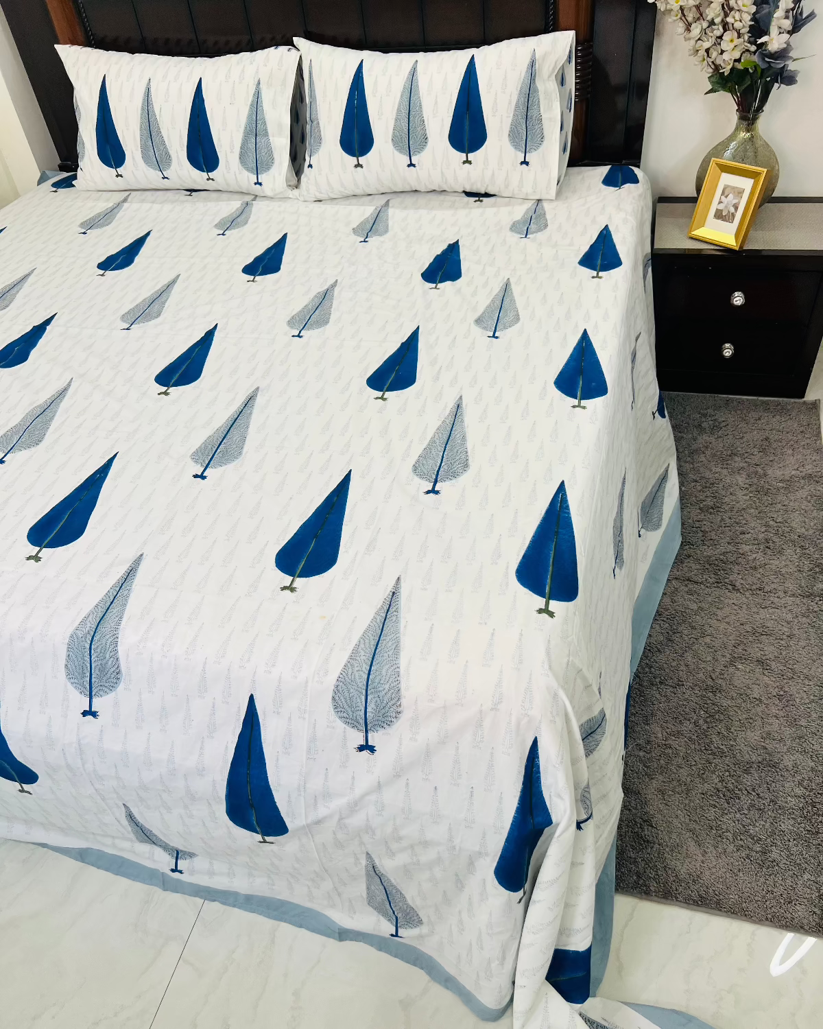 Amber Cotton Bedsheet Set