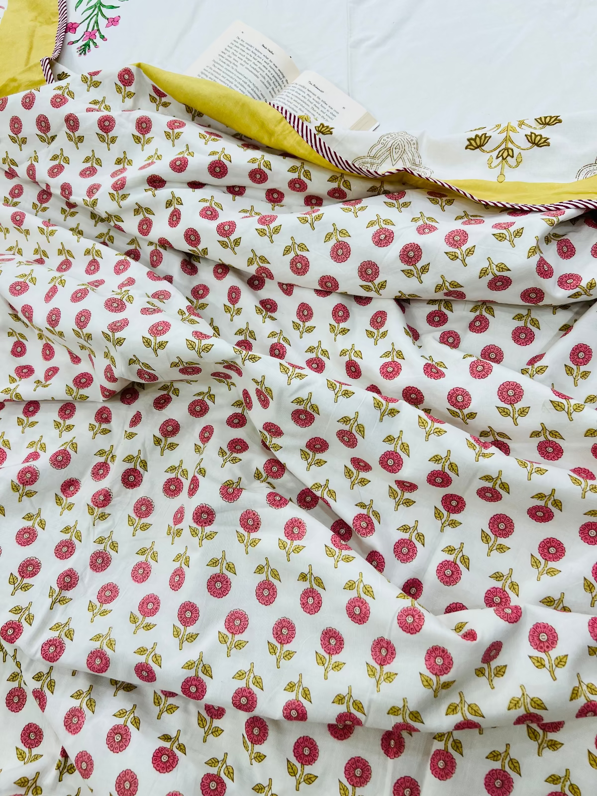 Sunehri Cotton Muslin Dohar