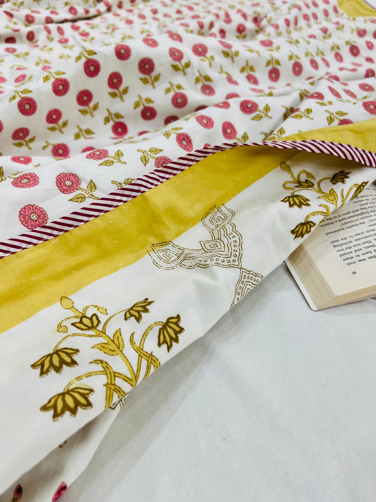 Sunehri Cotton Muslin Dohar