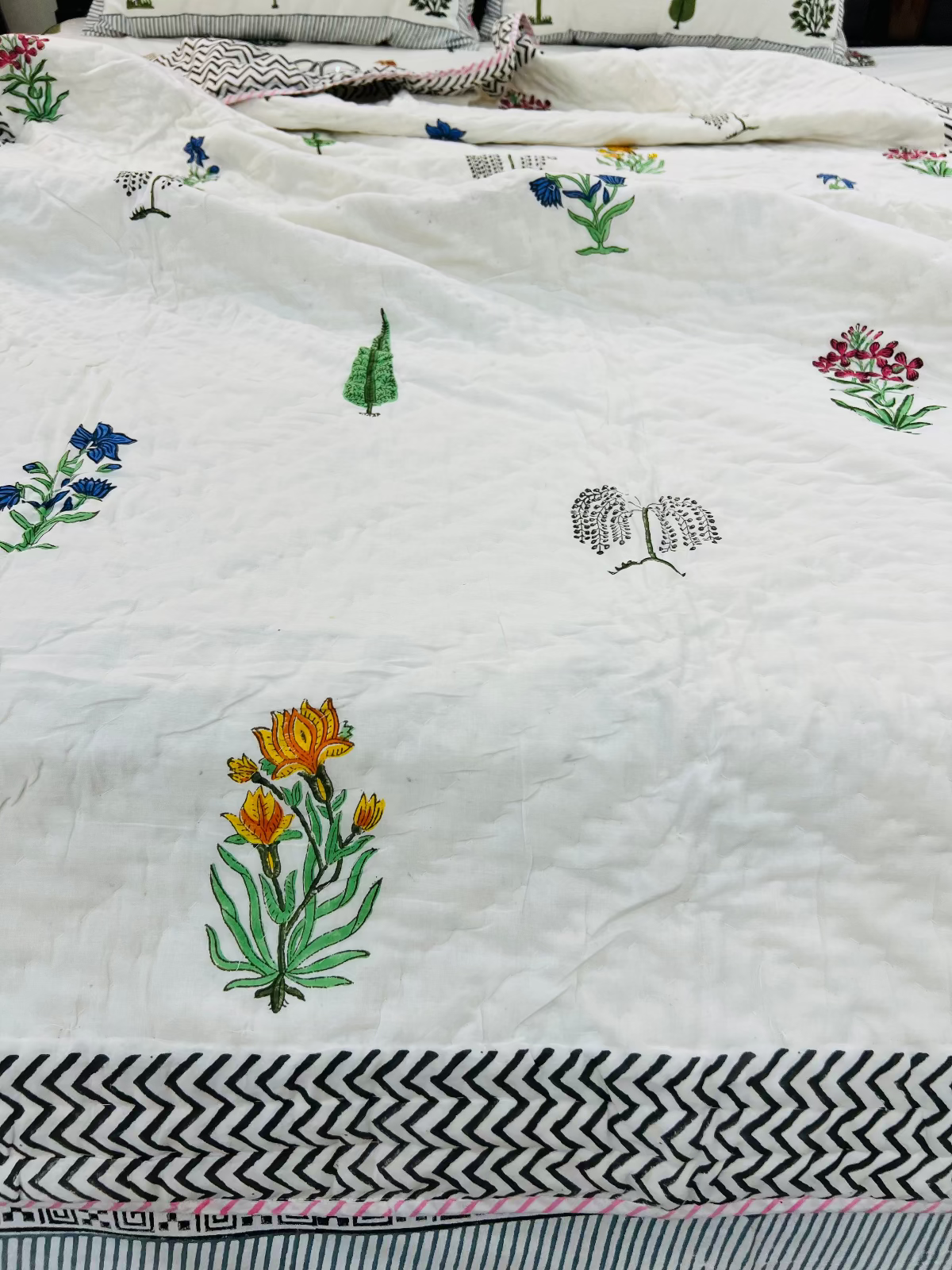 Avelya Muslin Cotton Quilt