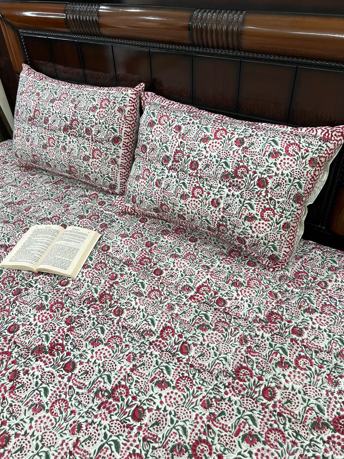 Mayra Cotton Bedsheet Set - Queen