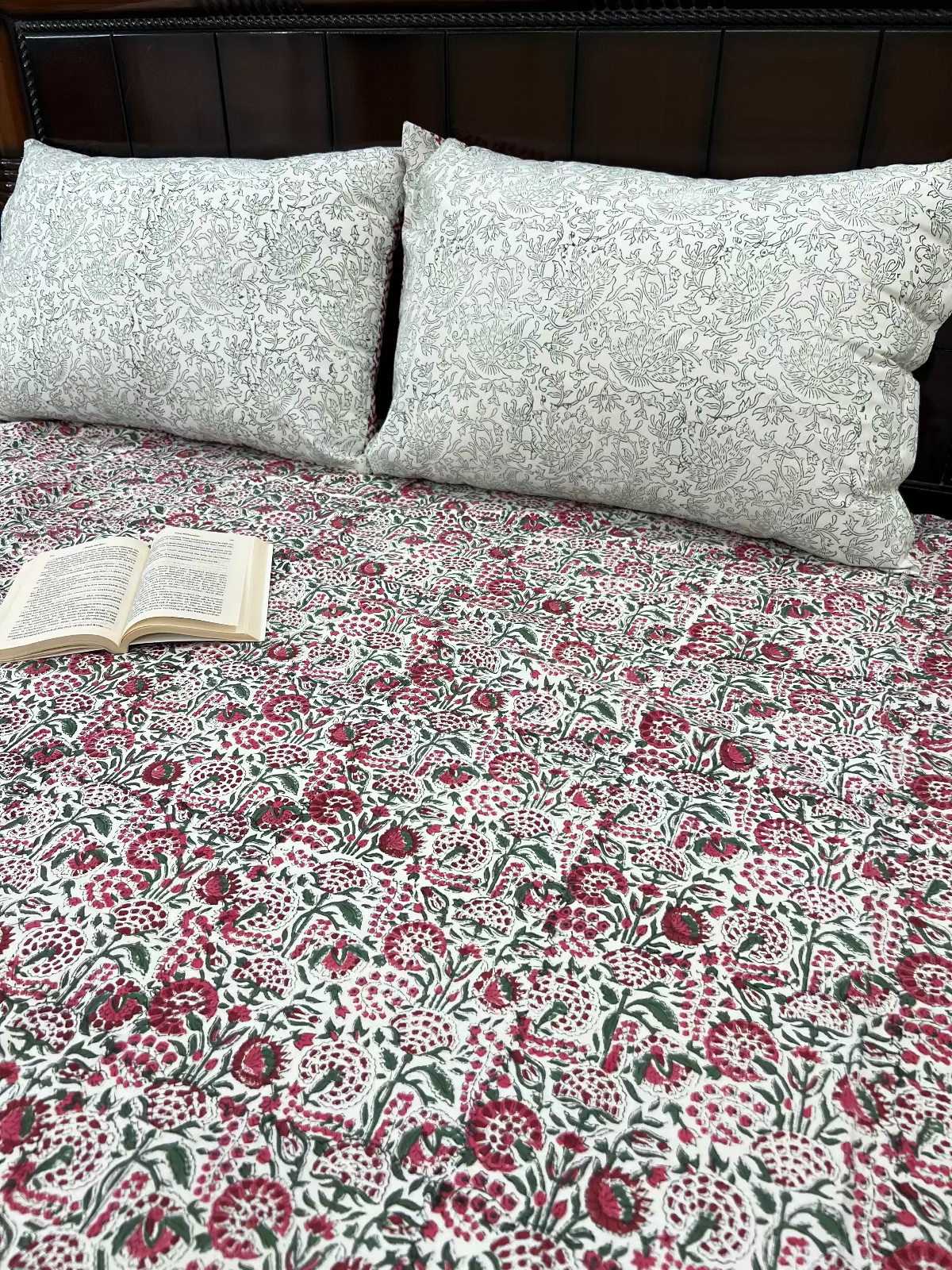 Mayra Cotton Bedsheet Set - Queen