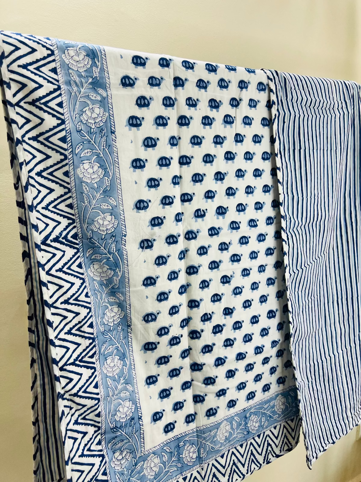 Tootie the Tortoise Kids Muslin Dohar