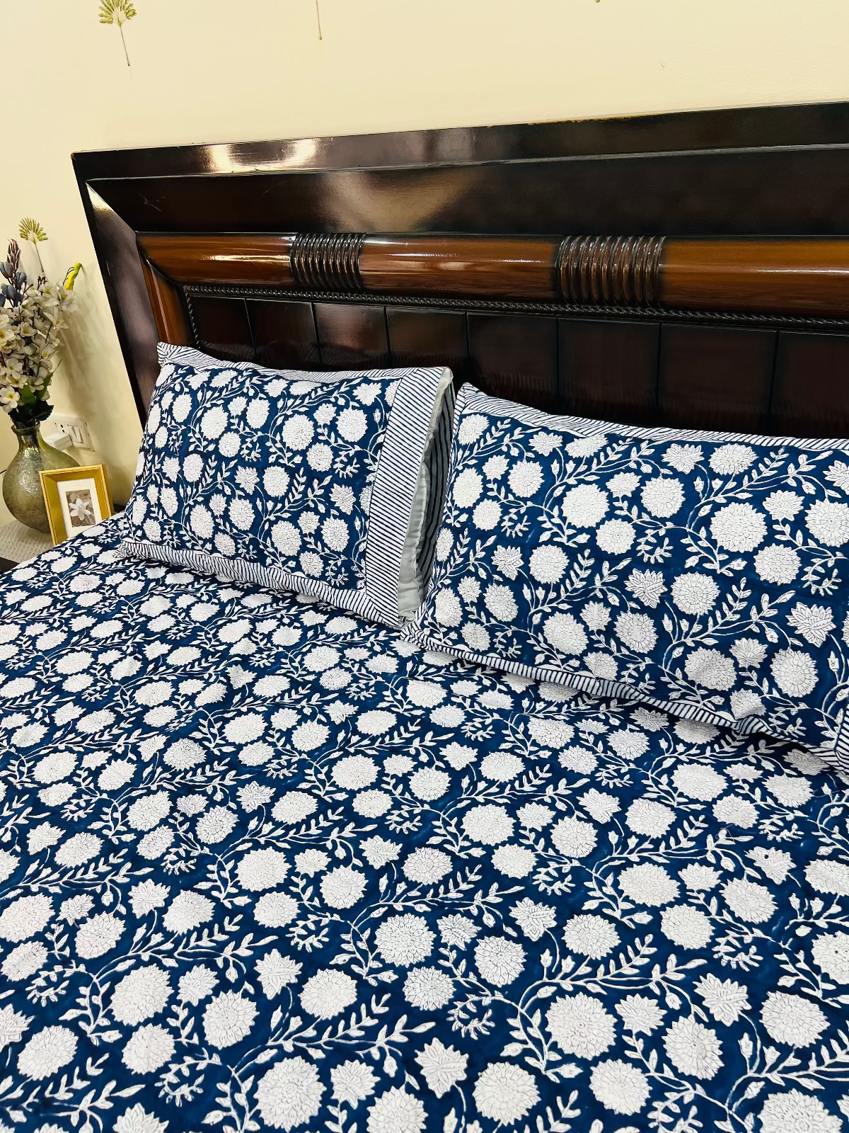 Nayantara Hathi Cotton Bedsheet Set - Handblock