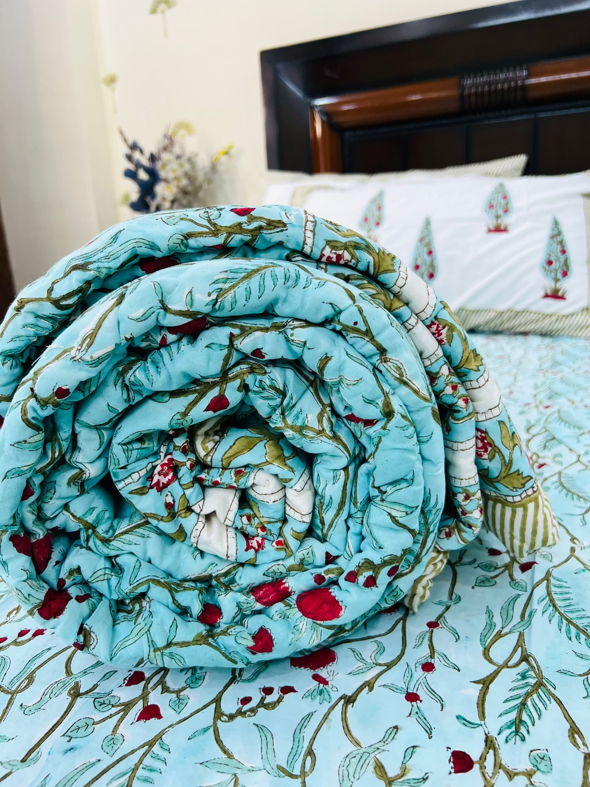 Taarini Muslin Cotton Quilt