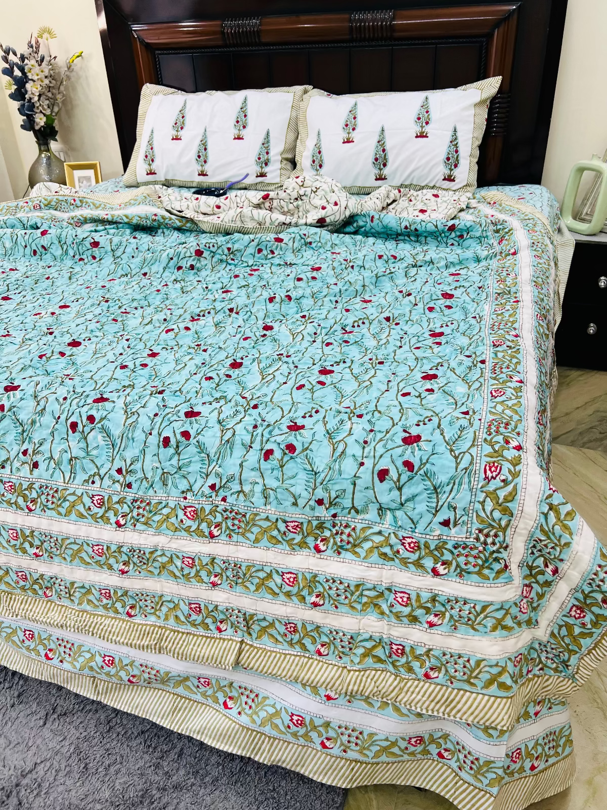 Taarini Muslin Cotton Quilt