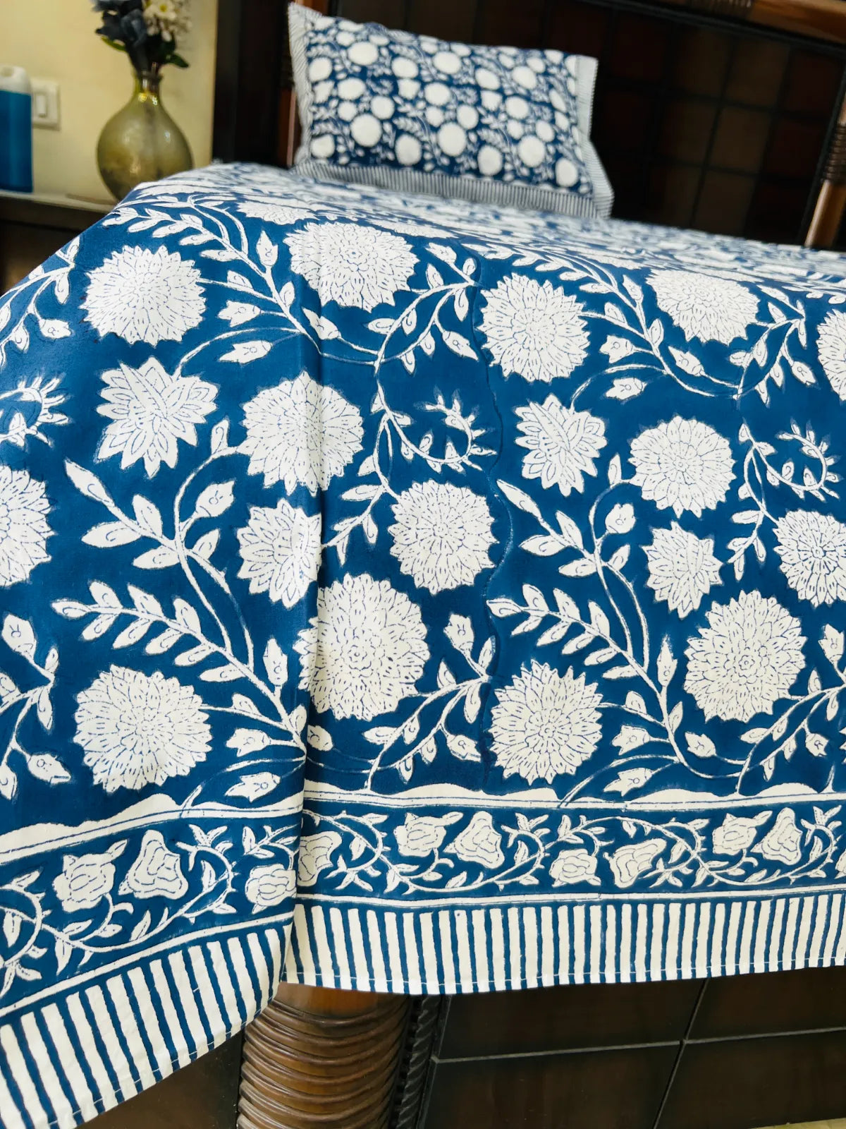 Cotton blue floral bedsheet with matching pillow cover
