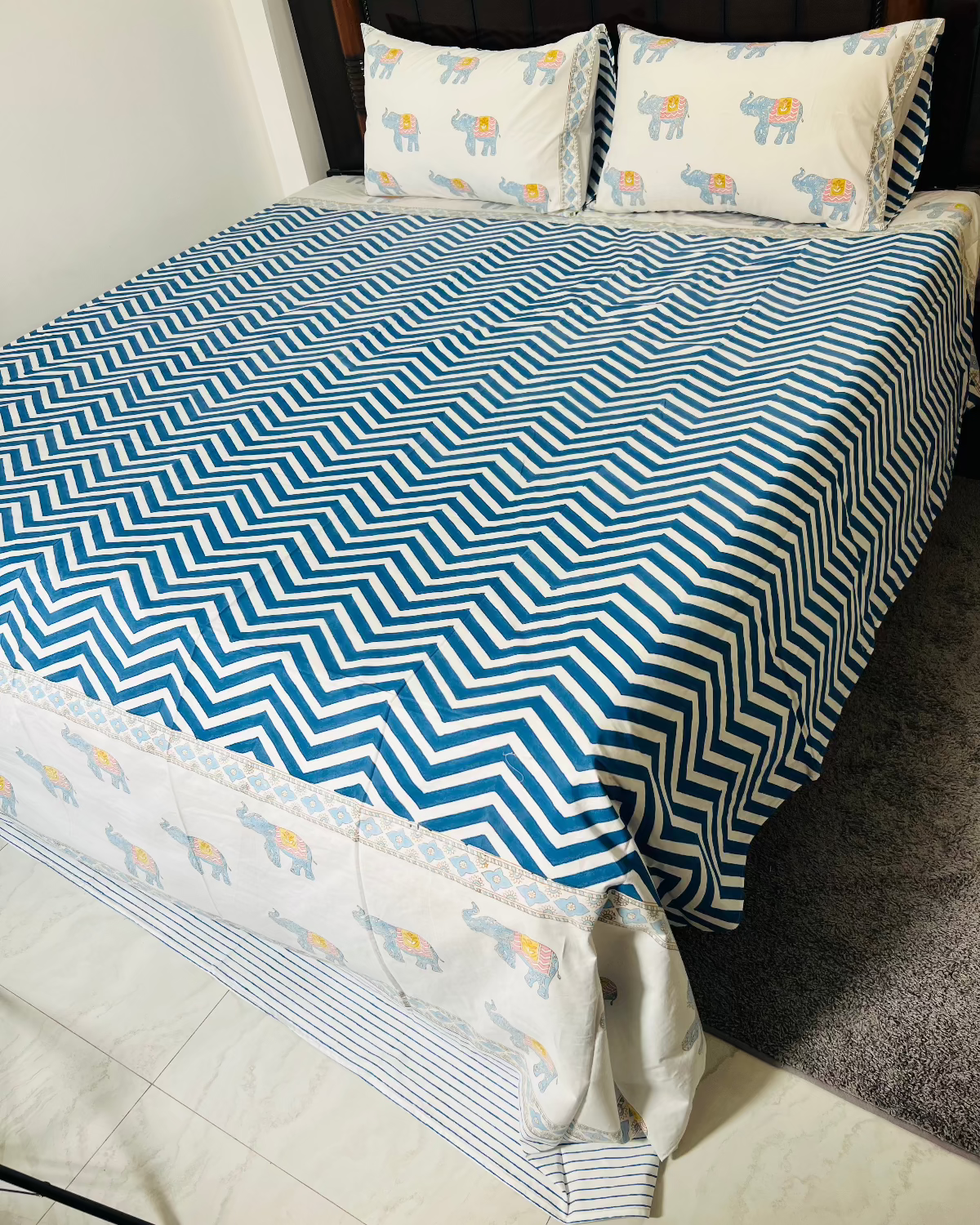 Neela Hathi Cotton Bedsheet Set