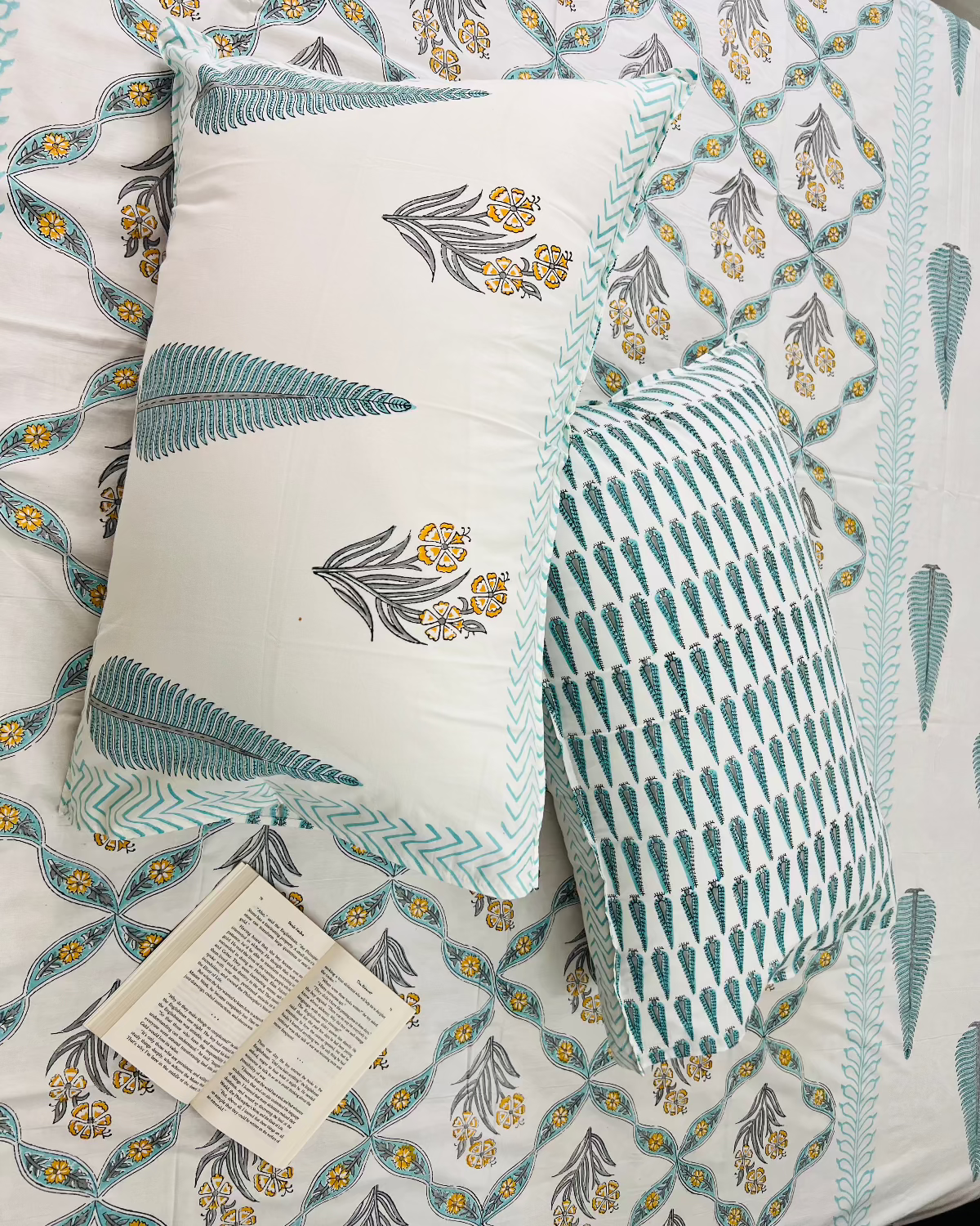 Akash Veena Cotton Bedsheet Set