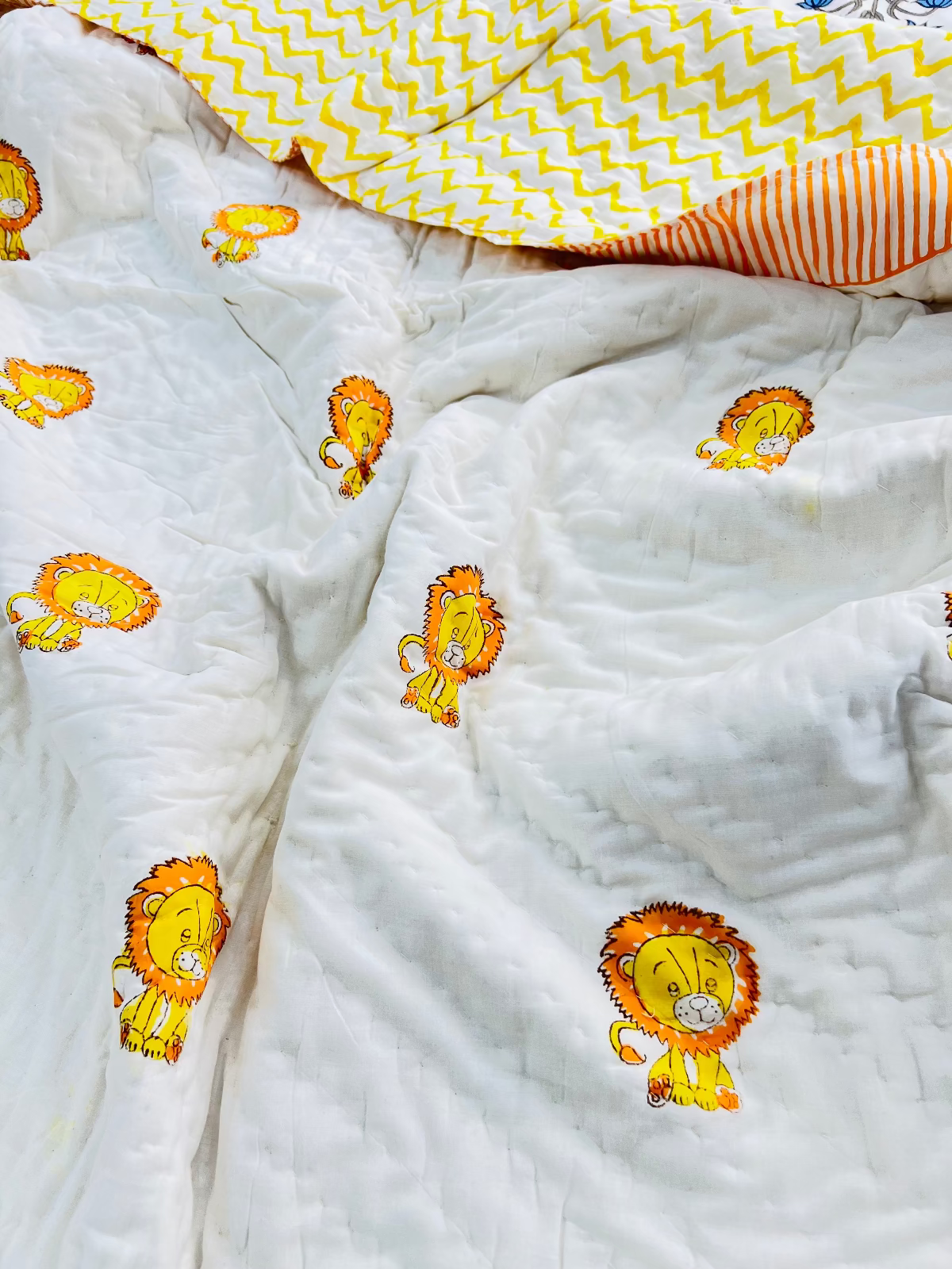 Little Lion Kids Muslin Cotton Quilt handblock printed reversible cotton quilt for kids handcrafted in Jaipur